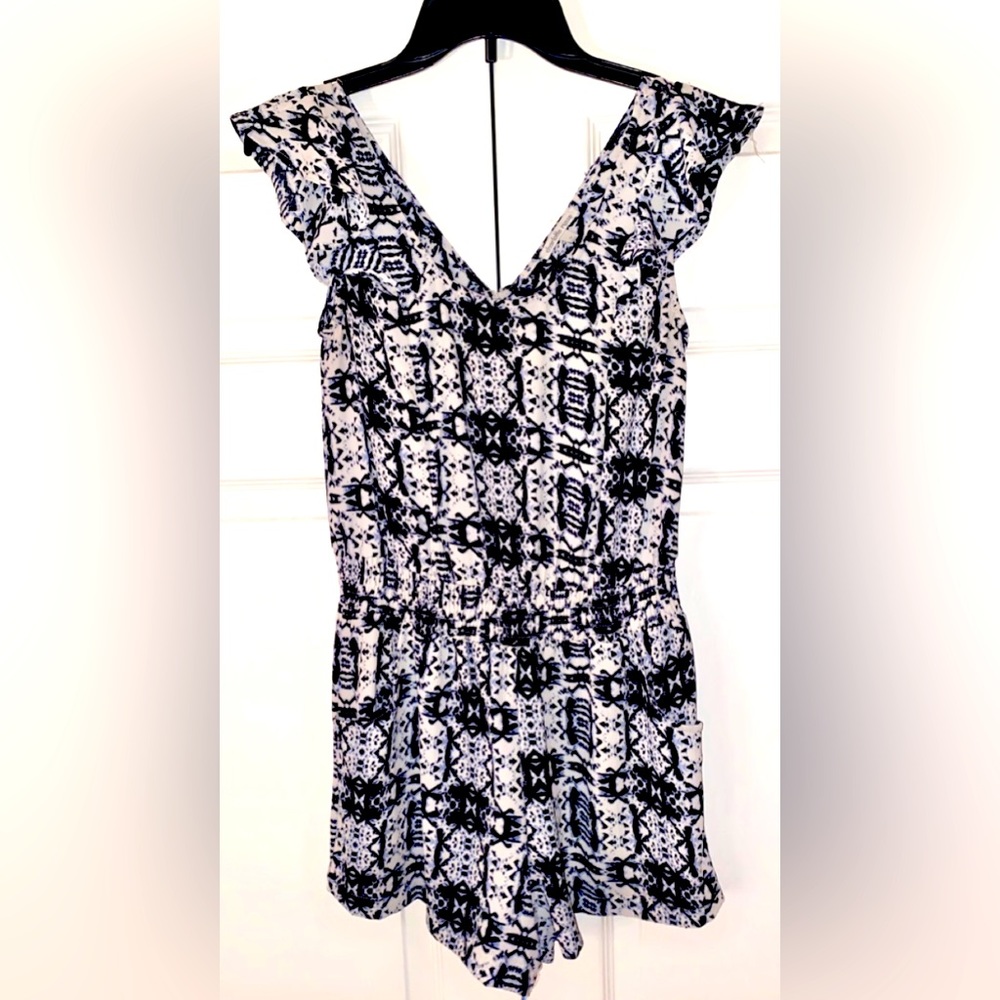 Beautiful, Black and Blue Splattered Romper with Pockets!